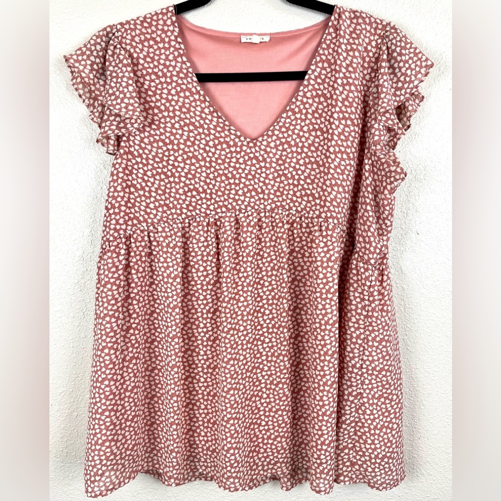 Jodifl flutter sleeve floral top size Large